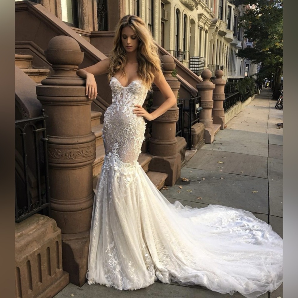 Beautiful Berta wedding gown worn only for one hour for photos! Like new! Sz 2-4